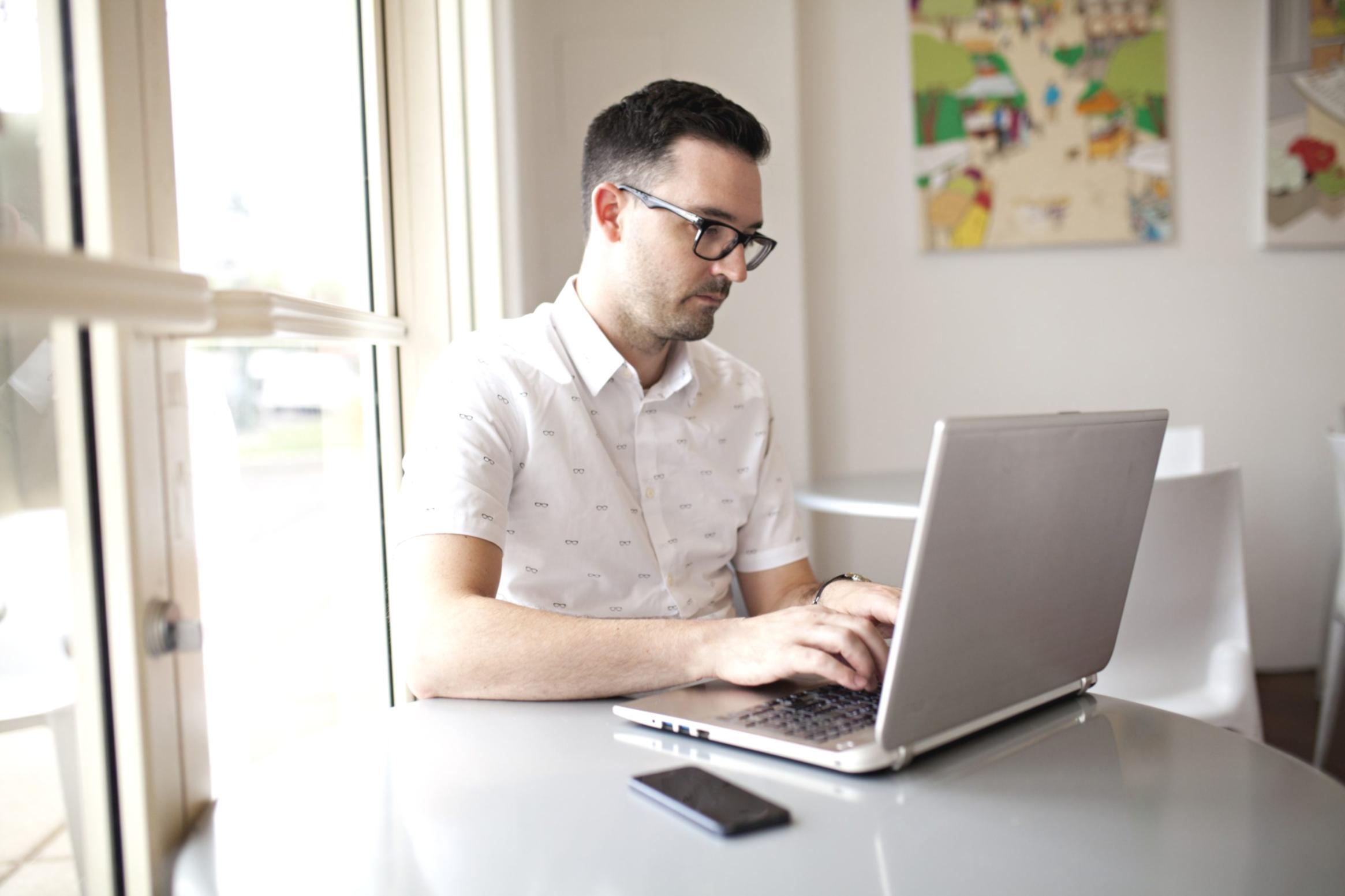 Espace de formation en ligne avec outils SEO